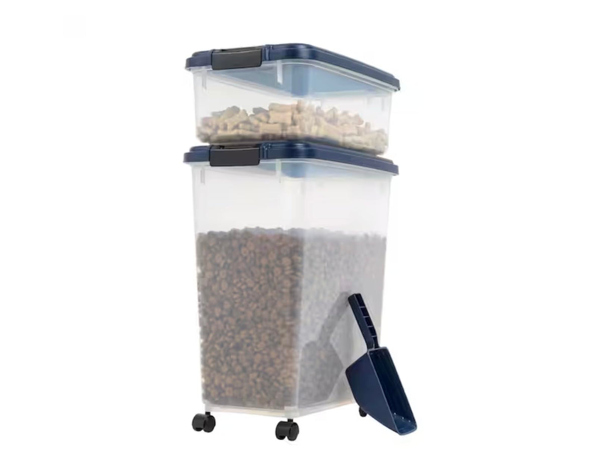 54-Pound Airtight Pet Food Storage with Scoop W141623
