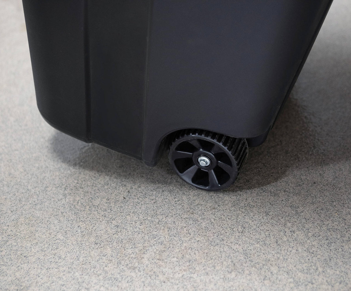32 Gallon Black Plastic Garbage Can with Attached Lid G3900